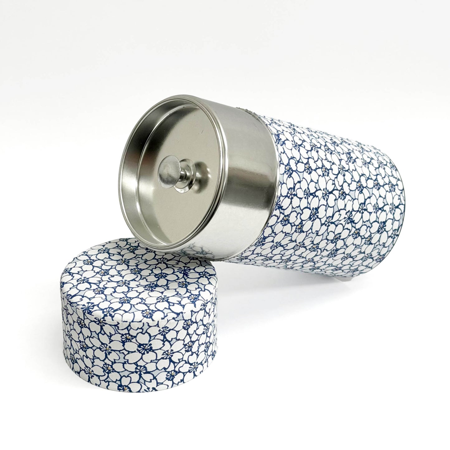 【新発売】茶缶　桜（青／白）　